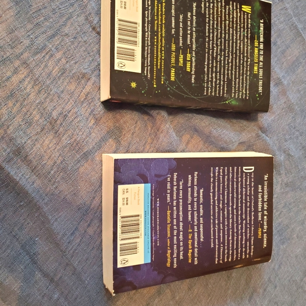 Books - Picture 2 of 6